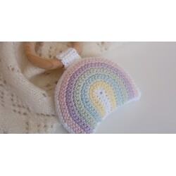 Hochet Arc en Ciel – Patron Crochet Gratuit PDF
